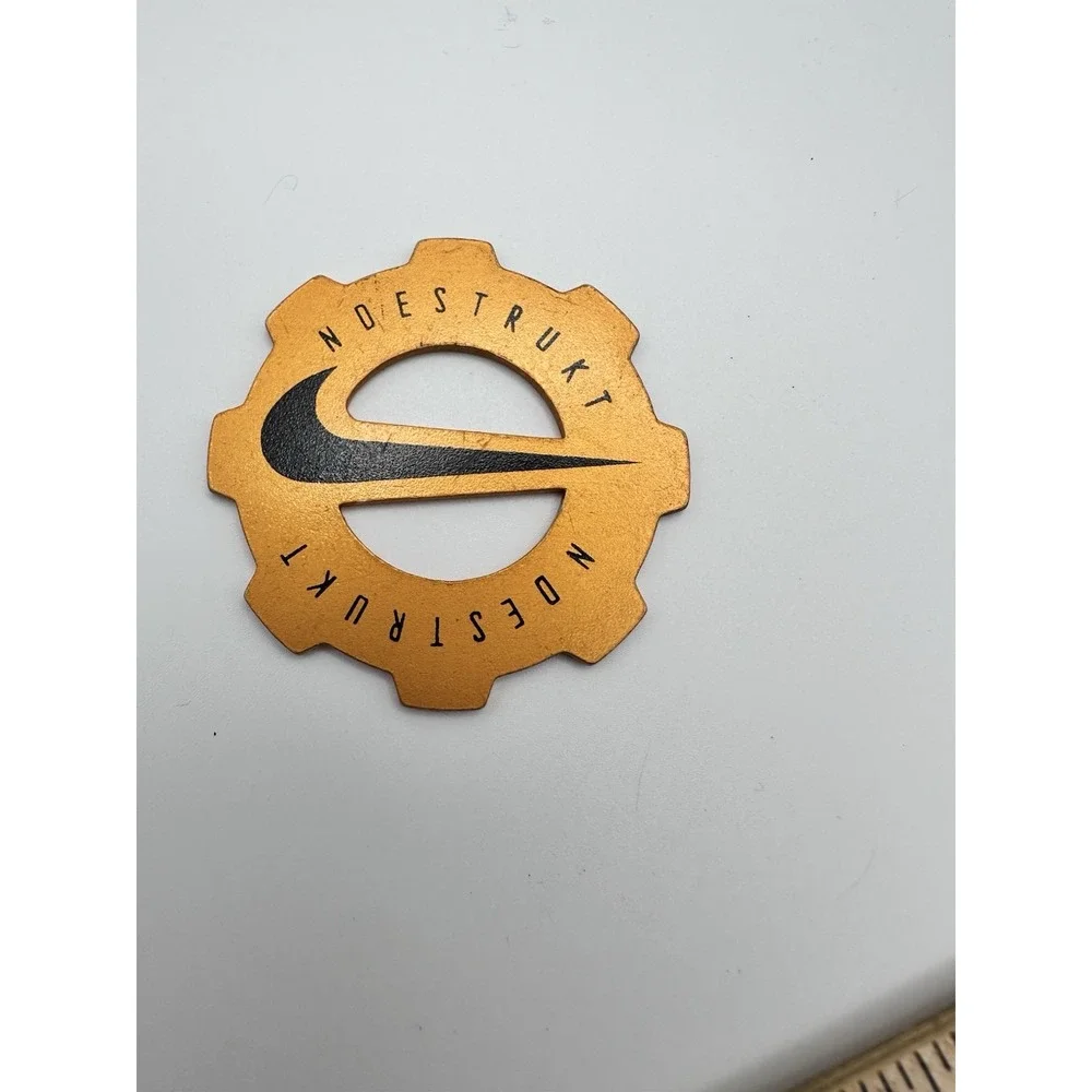 Vintage Nike‎ Air 1995 NDESTRUKT Tag Metal Emblem Keychain